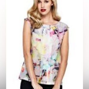 - Ted Baker sleeveless blouse. Electric Day Dream Color size 1 Ted or small